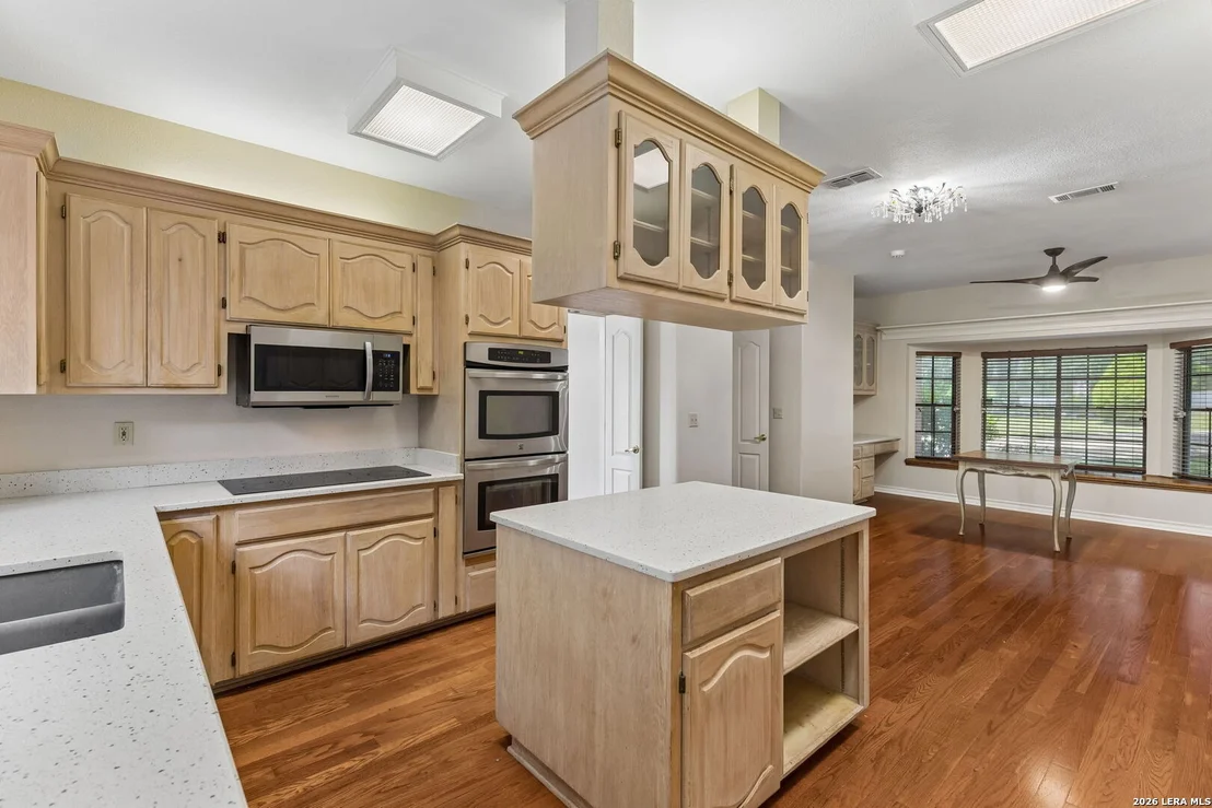 Photo of 14806 Circle J Trl