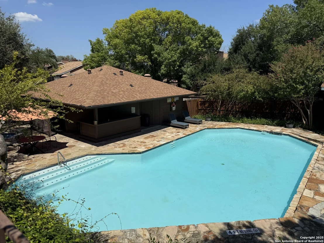 Photo of Unit 68 at 8611 datapoint