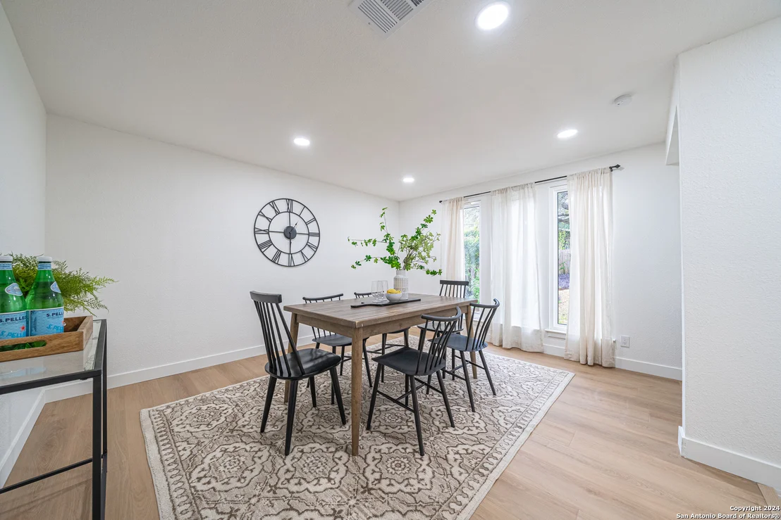 Photo of 3127 COLONY DR