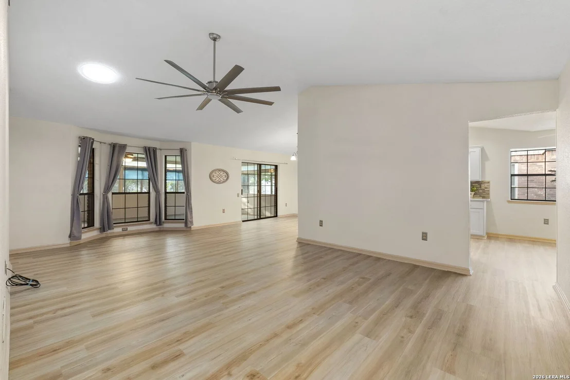 Photo of 3632 FOX RUN