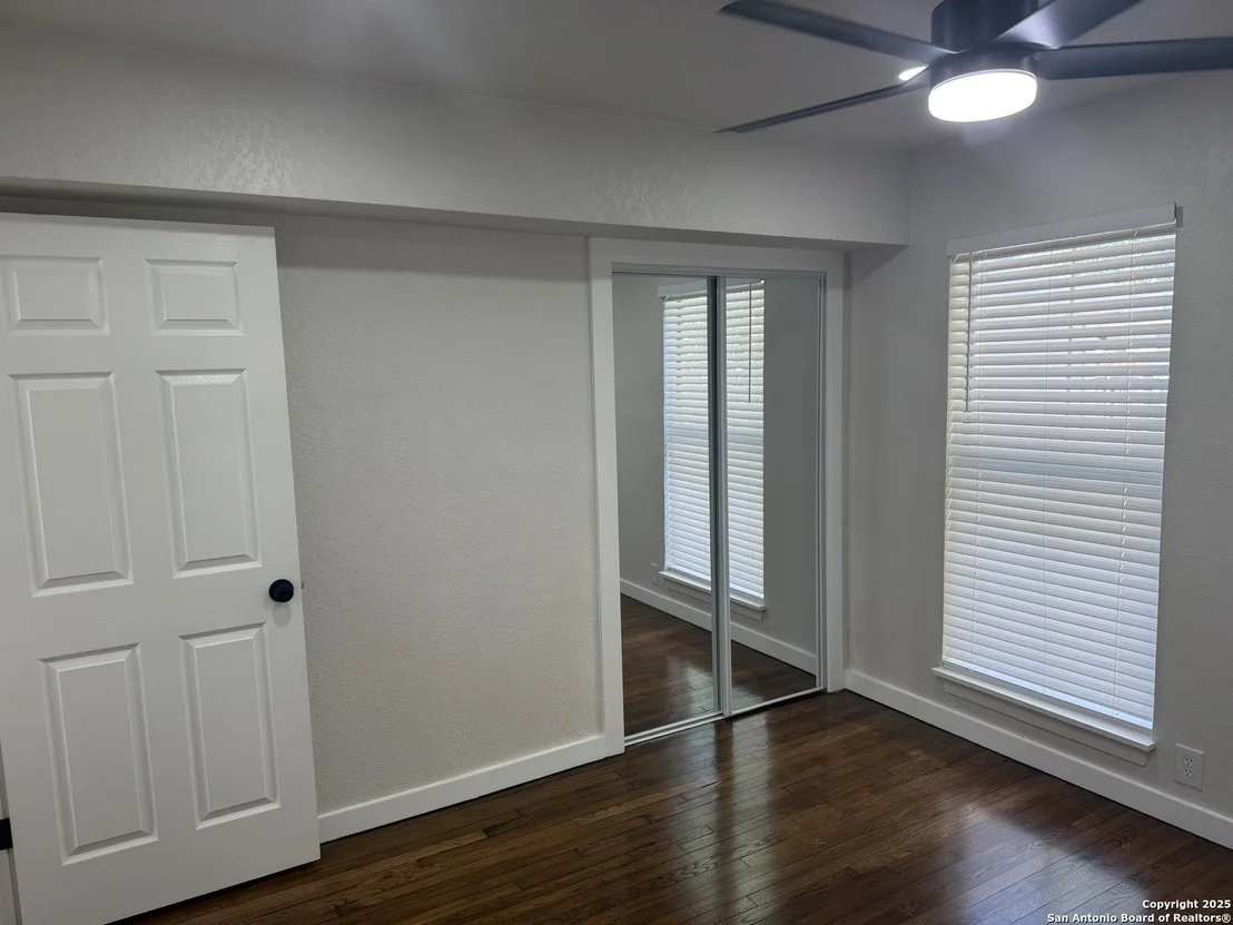 Photo of 223 Adrian