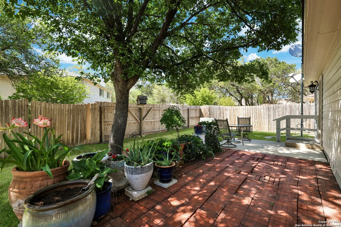 Photo of 8723 Bent Willow