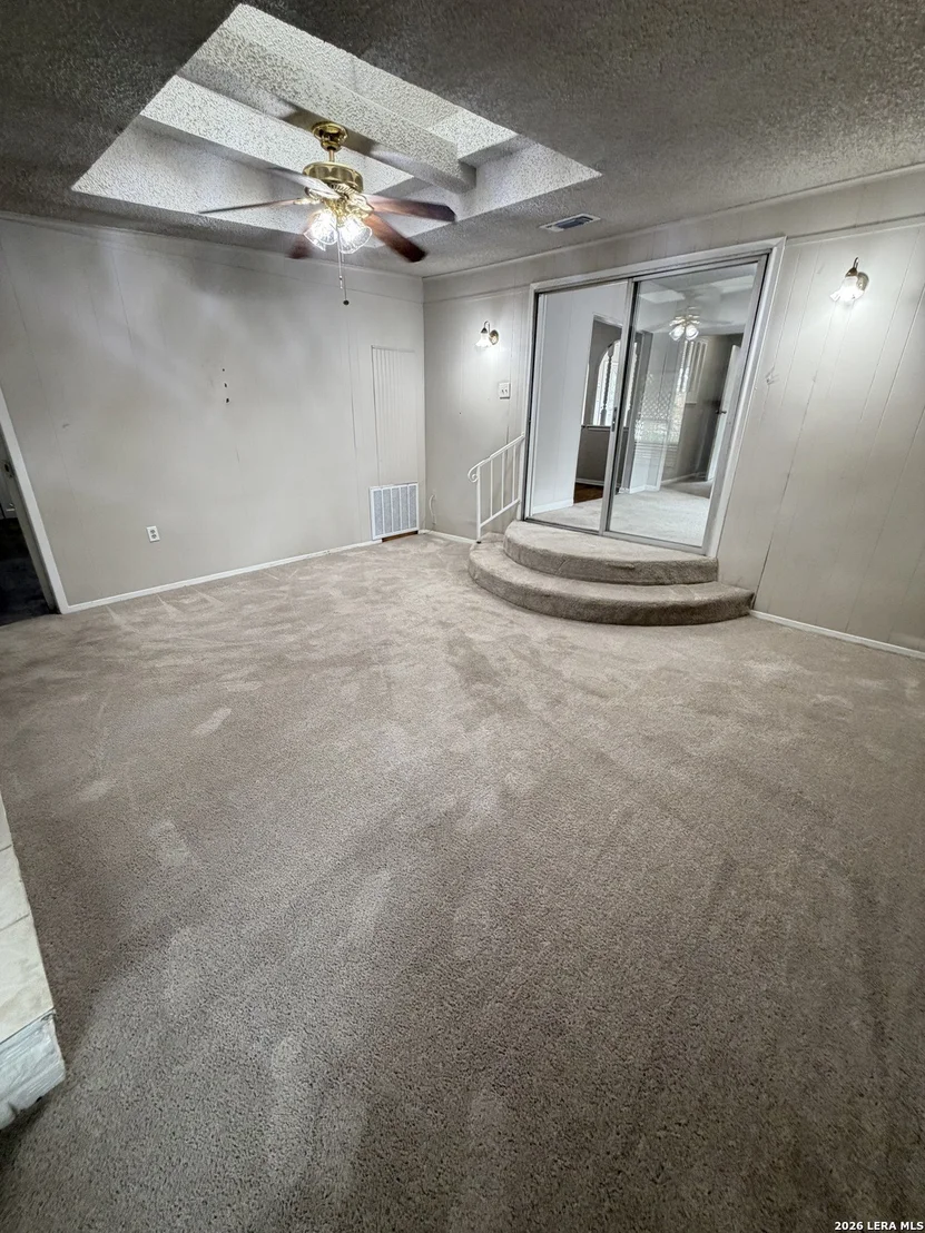 Photo of 662 Brunswick Blvd