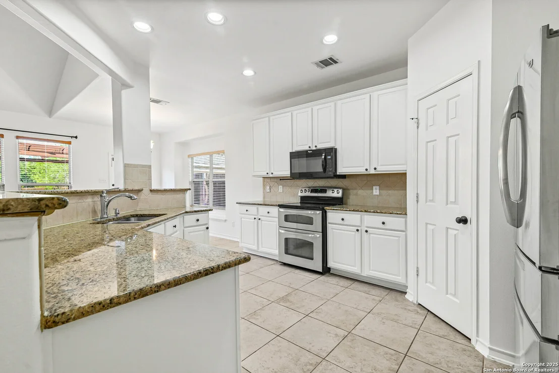 Photo of 1323 Brook Bluff