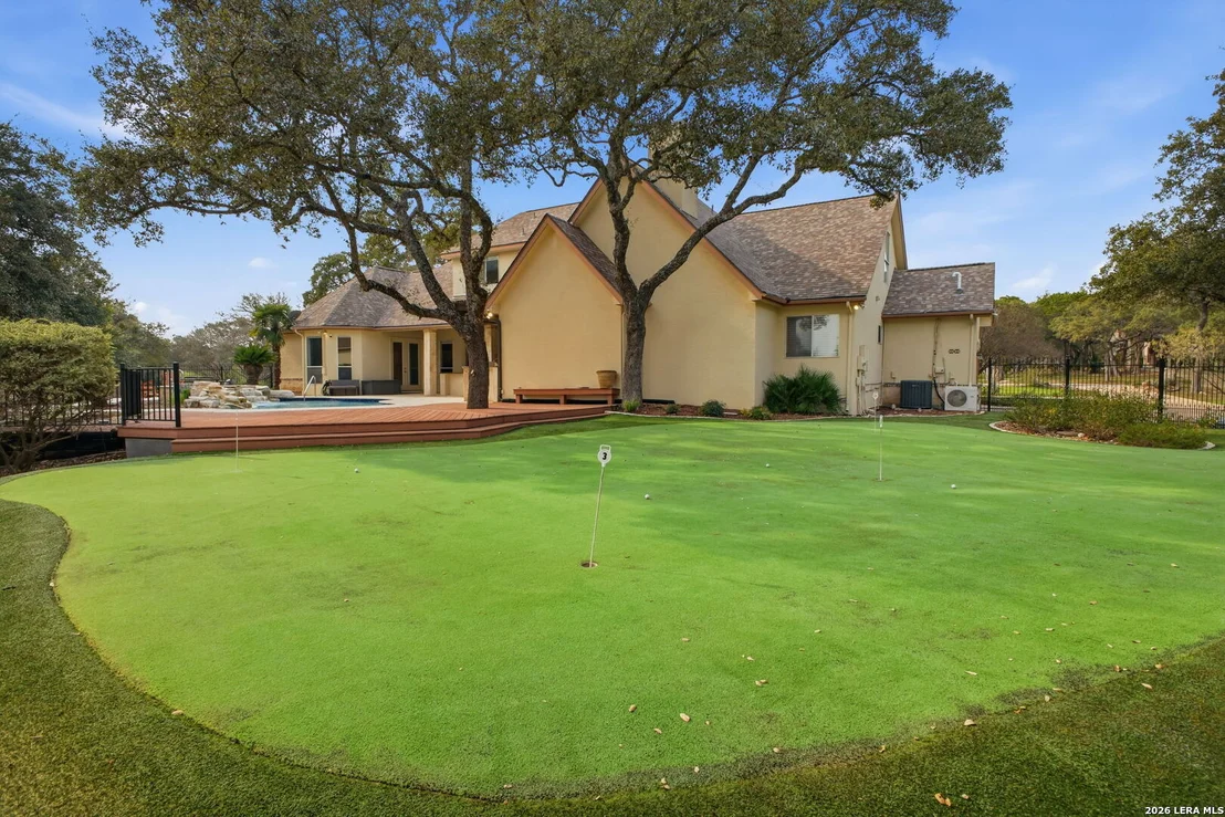 Photo of 9610 Trophy Oaks
