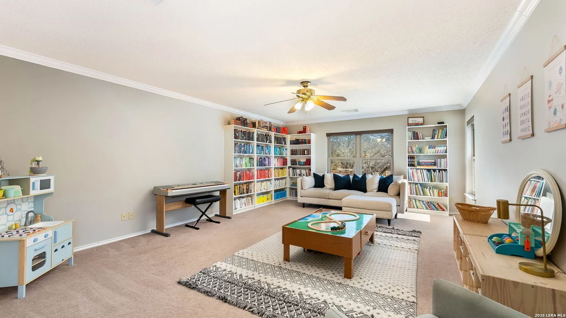 Photo of 2849 Lotus Park