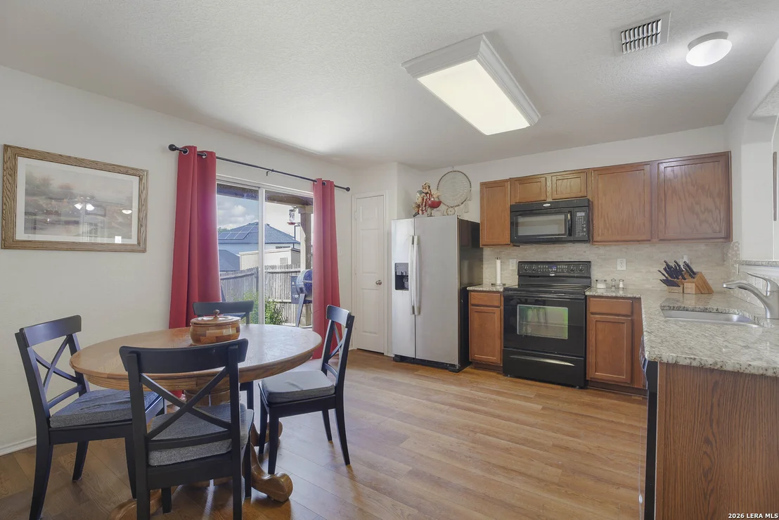 Photo of 3714 Hideaway