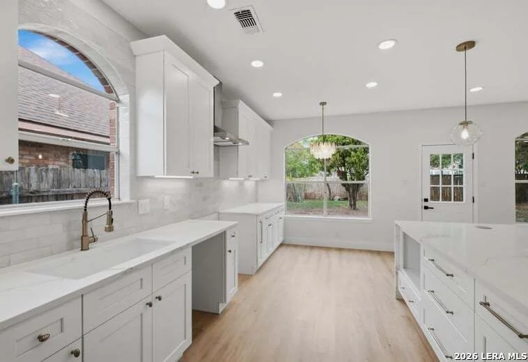 Photo of 10242 Sandyglen