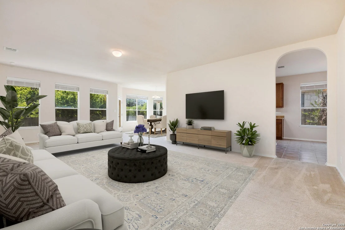 Photo of 14204 Auberry