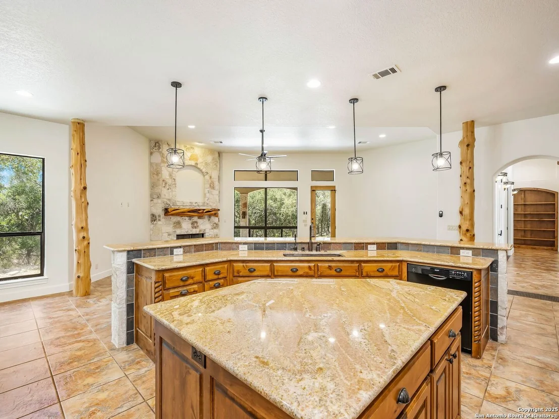 Photo of 34 Concho