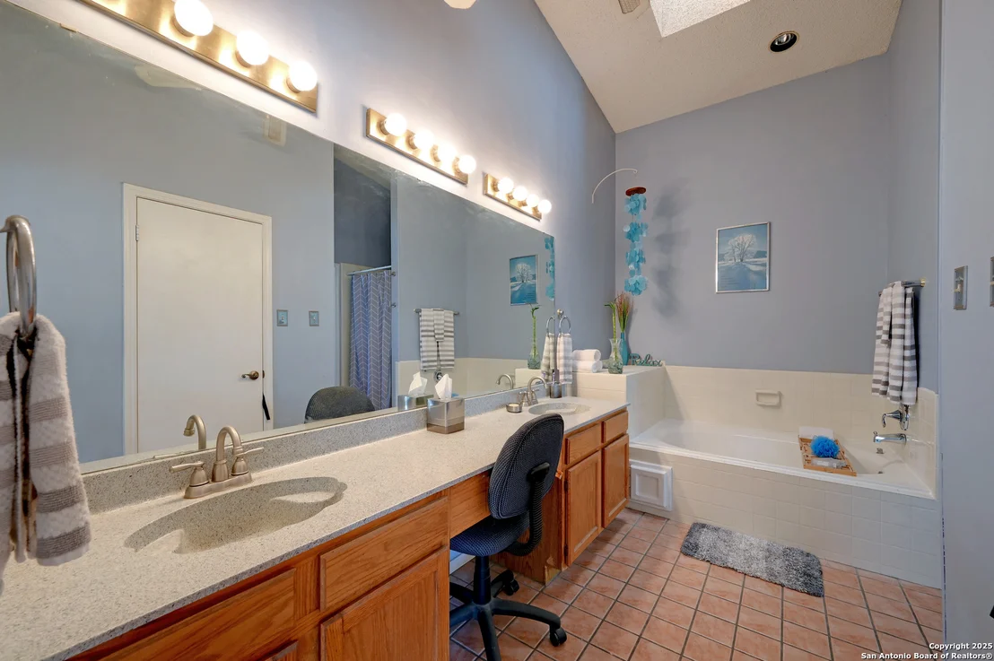 Photo of 3734 Colter