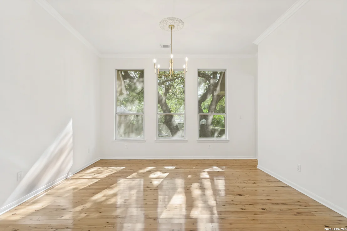 Photo of 1007 Crystal Spring