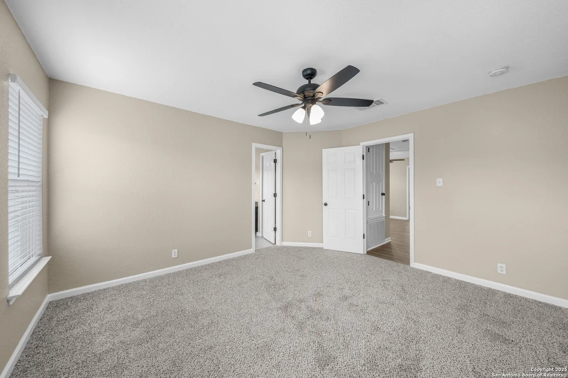 Photo of 3971 Cherokee Blvd