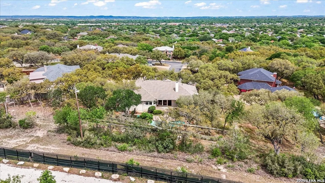 Photo of 4602 Scenic Cir