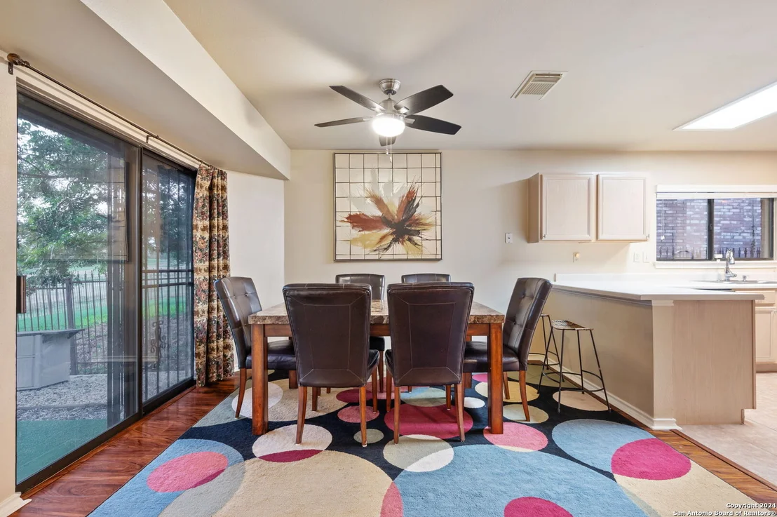 Photo of 7423 LEGEND POINT DR