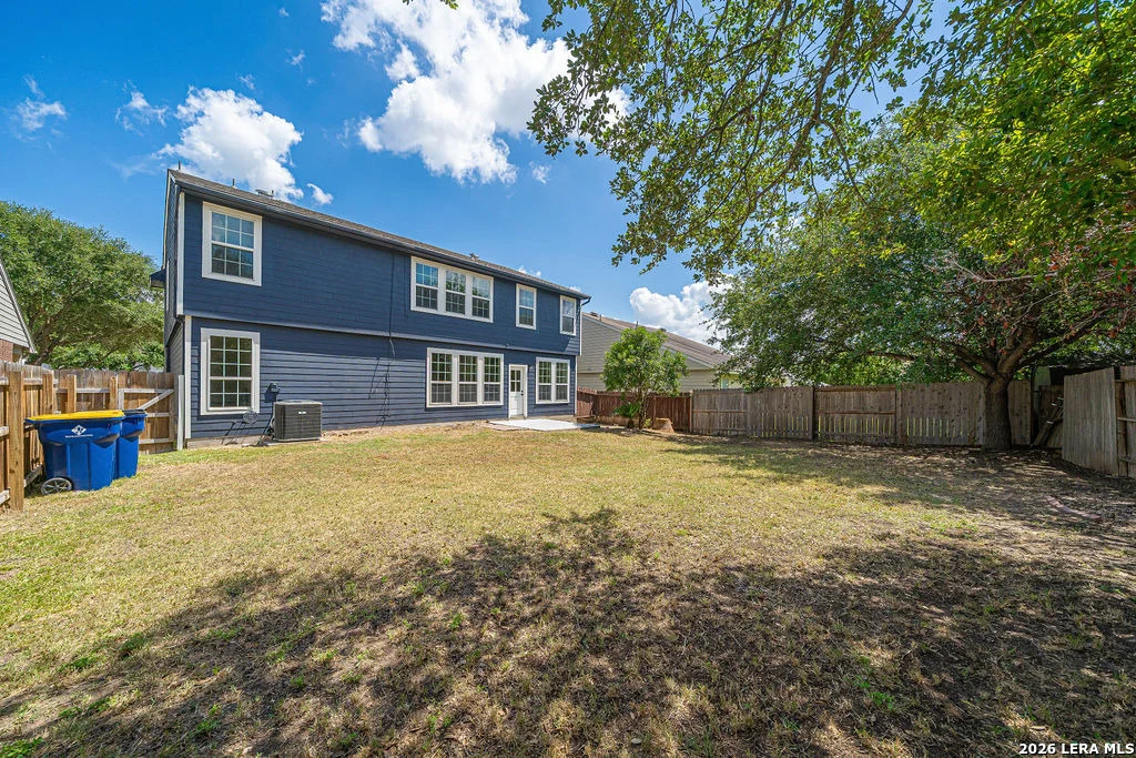 Photo of 122 CARMEL DR