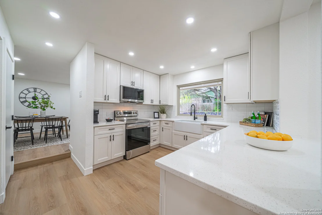 Photo of 3127 COLONY DR