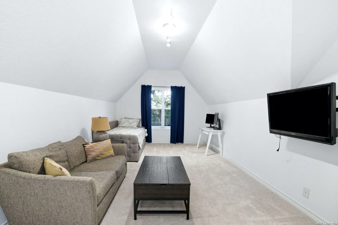 Photo of 1120 Glenwood Loop