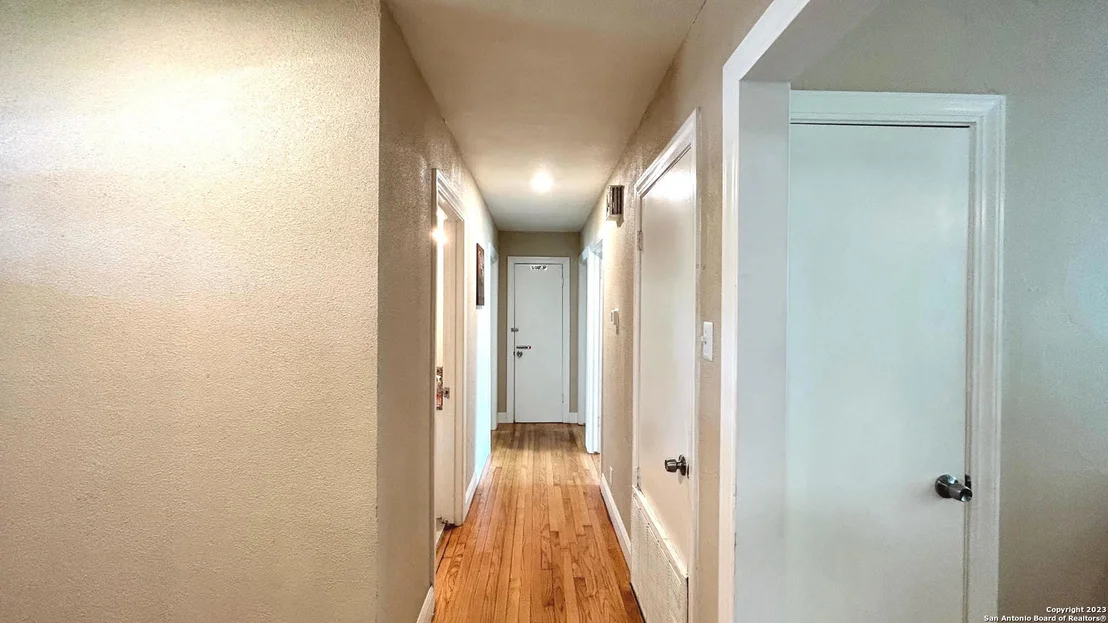 Photo of 1302 OBLATE DR