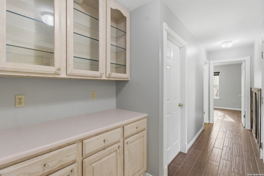 Photo of 292 Phillip Dr