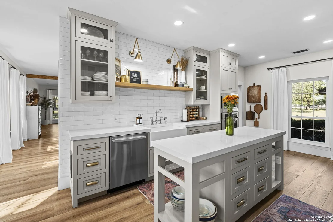 Photo of 8065 Rock Oak