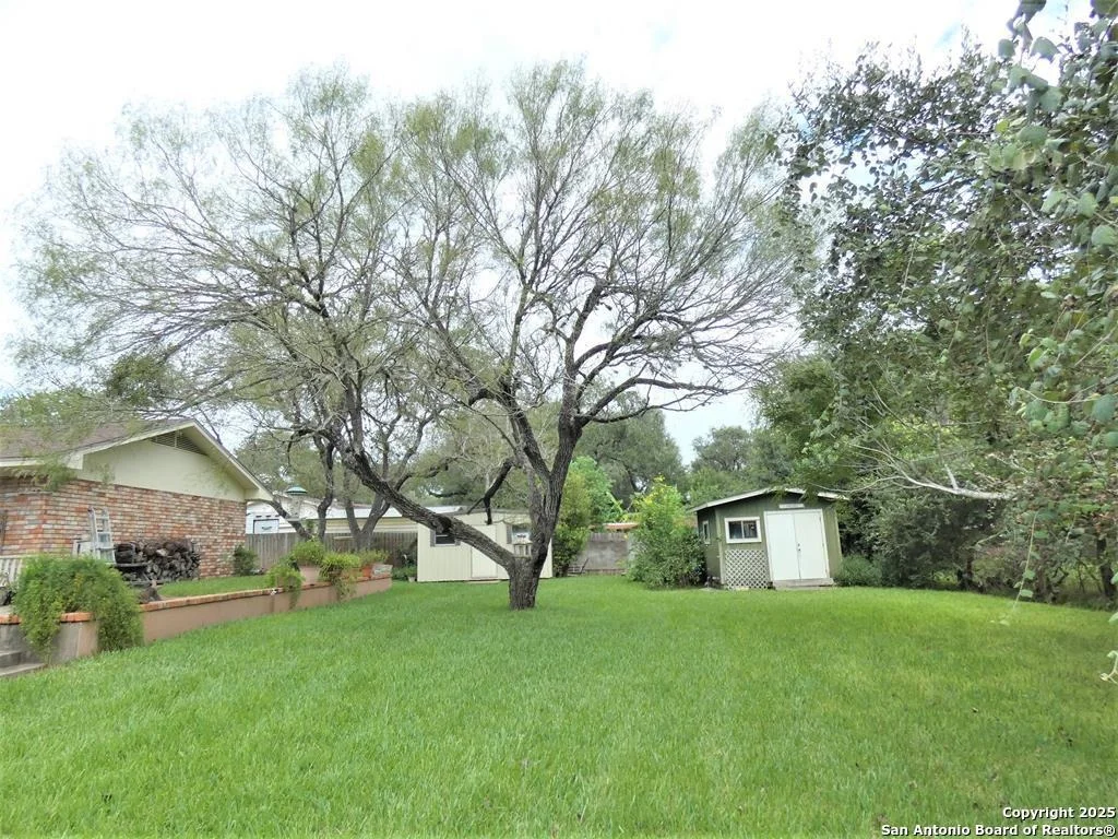 Photo of 12 Encino Loma