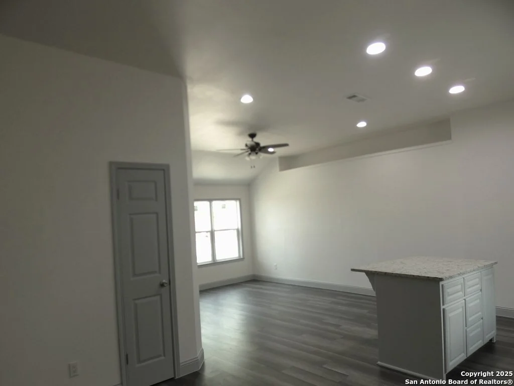 Photo of 506 Hillside Drive