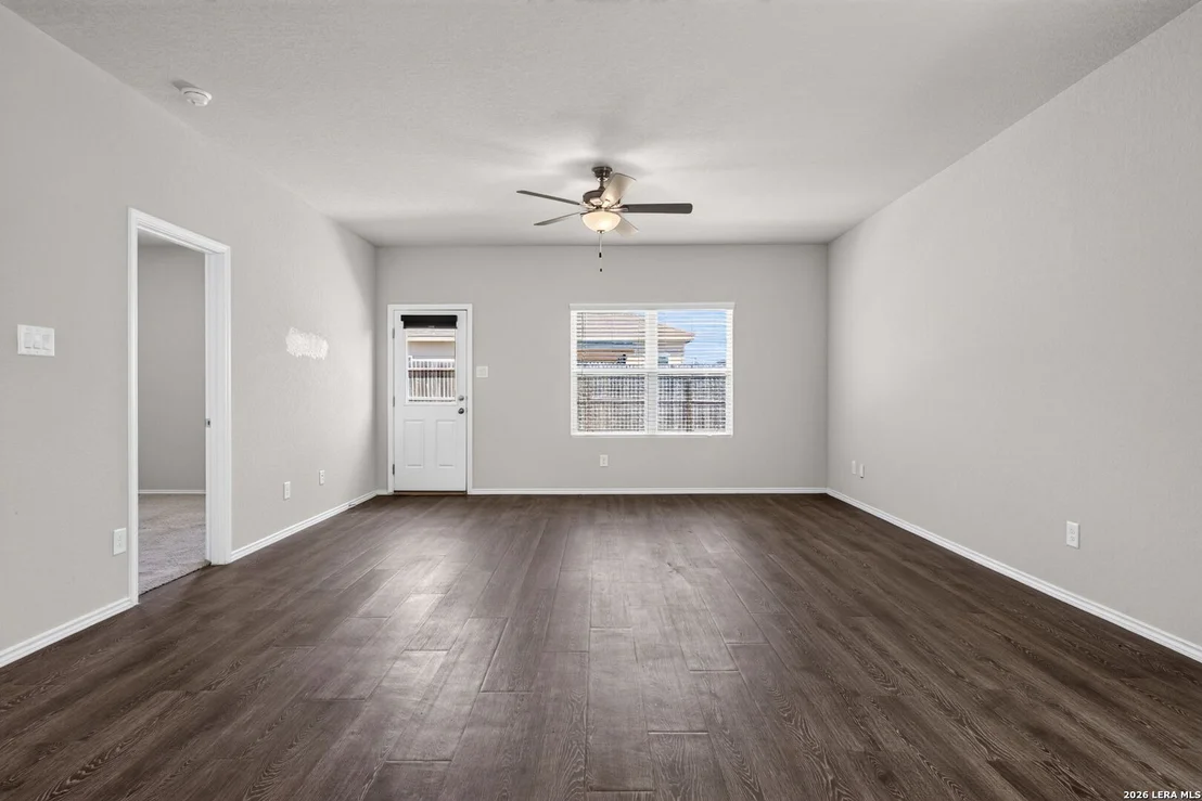 Photo of 3239 Farm Oak