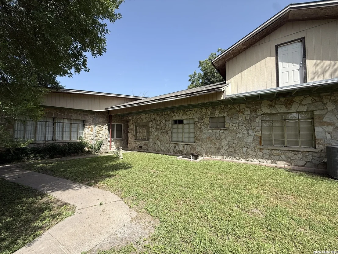 Photo of 100 Hazel Ave