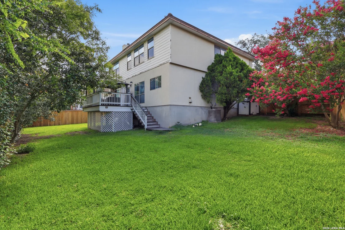 Photo of 15607 Mission Crst