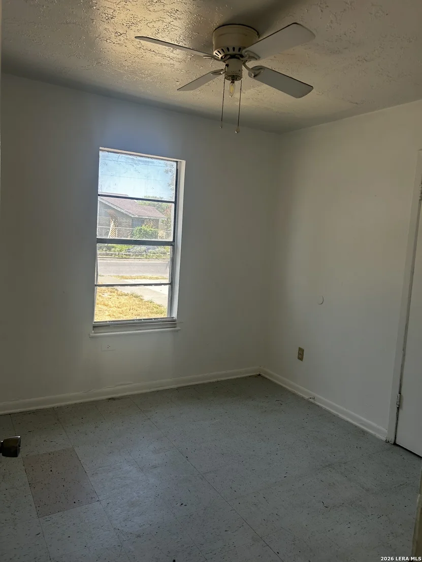 Photo of 1449 Juanita Dr