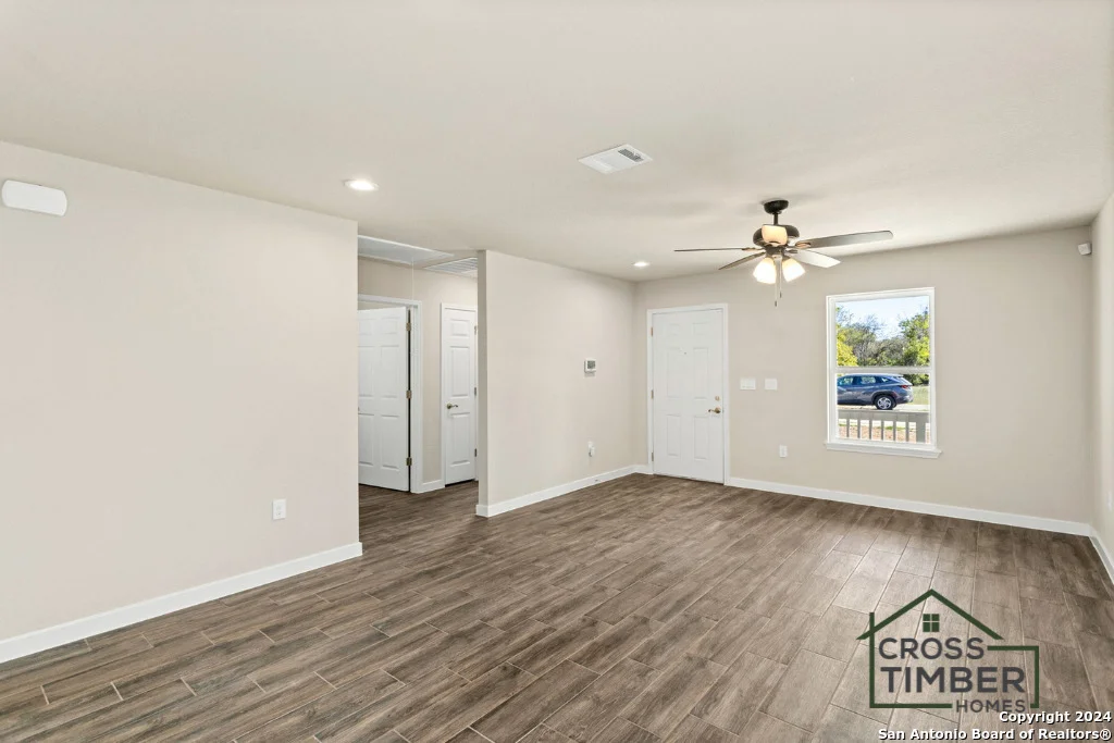 Photo of 255 CORLISS