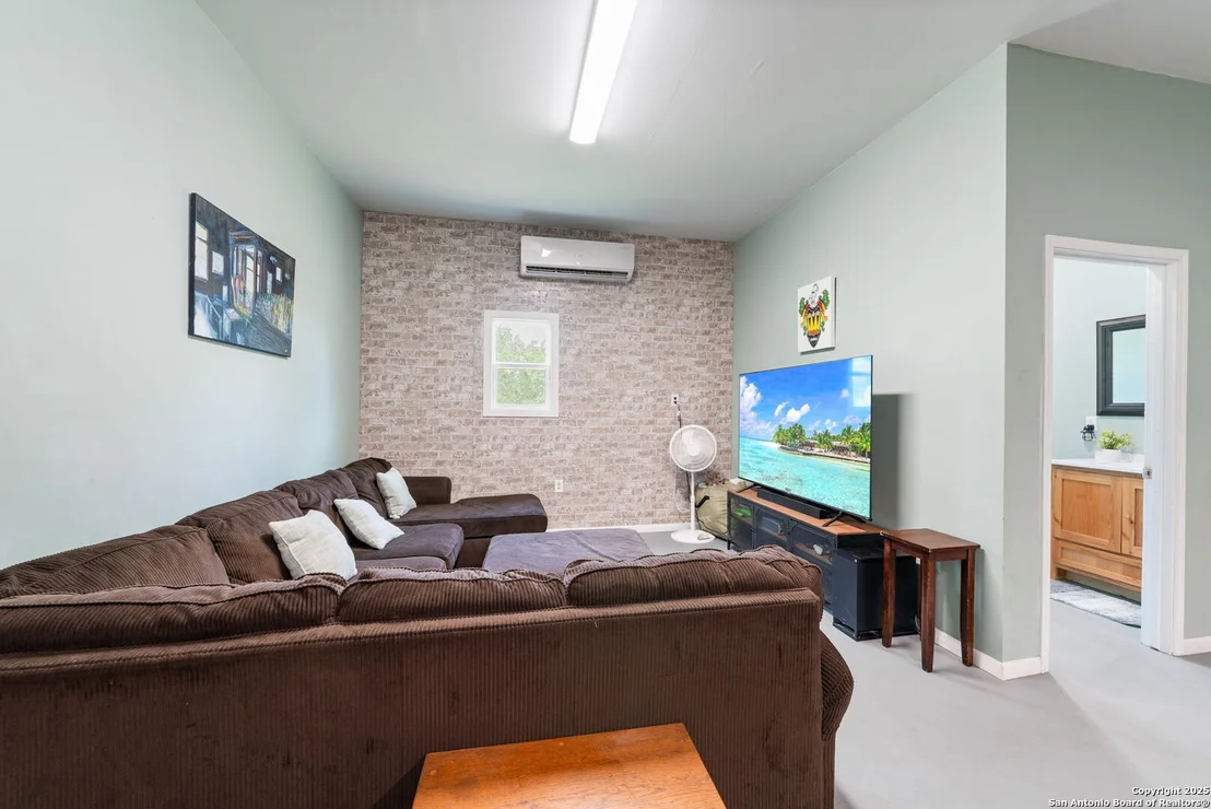 Photo of 315 Log Cabin