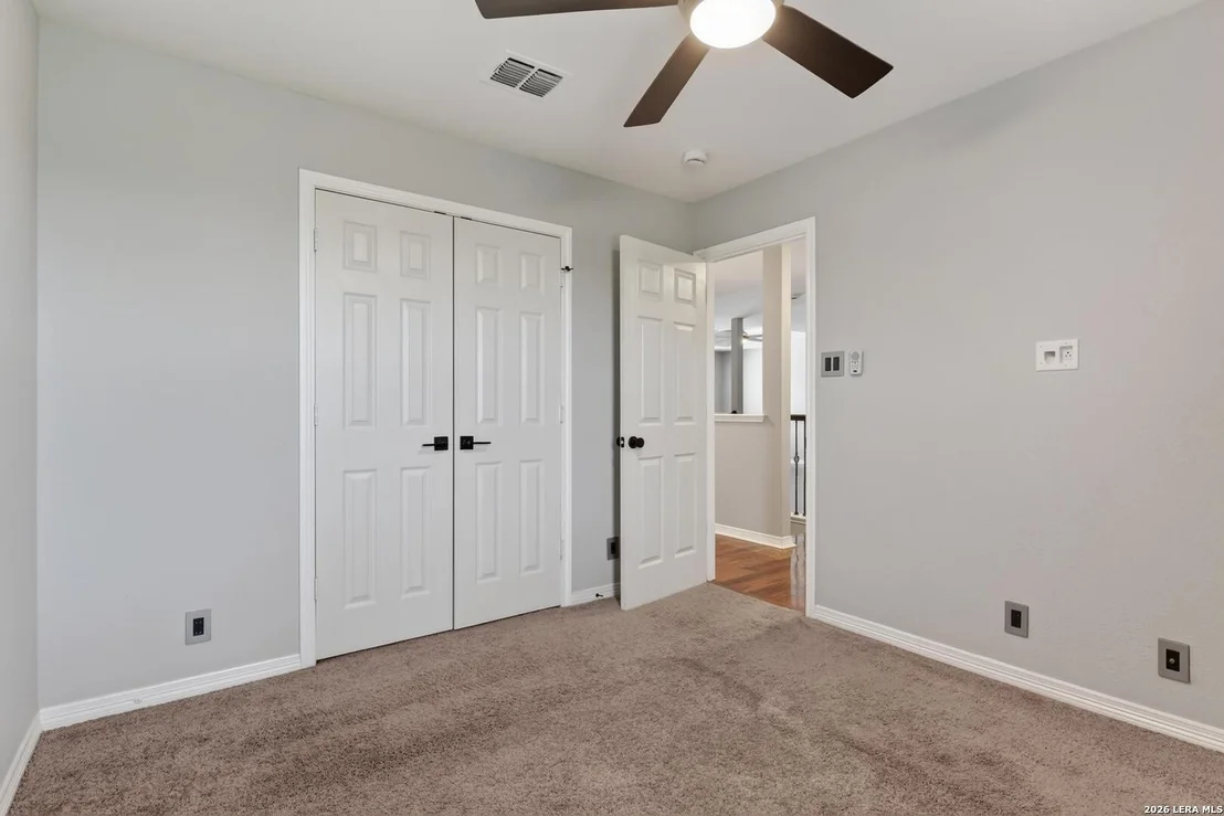 Photo of 8206 VALLEY WL
