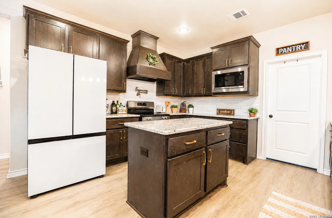 Photo of 3137 County Road 5710