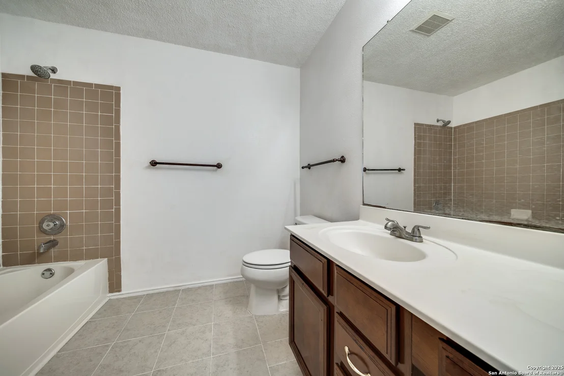 Photo of 7910 DAWNTREE PL