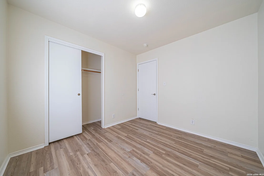 Photo of 8414 Whitebrush