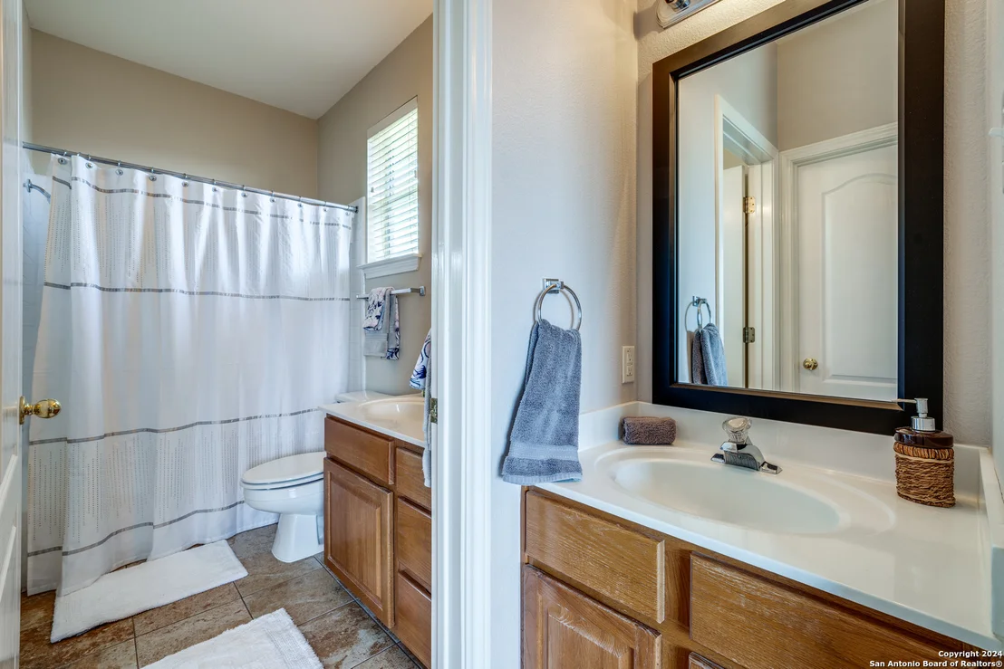 Photo of 422 SALADO MIST
