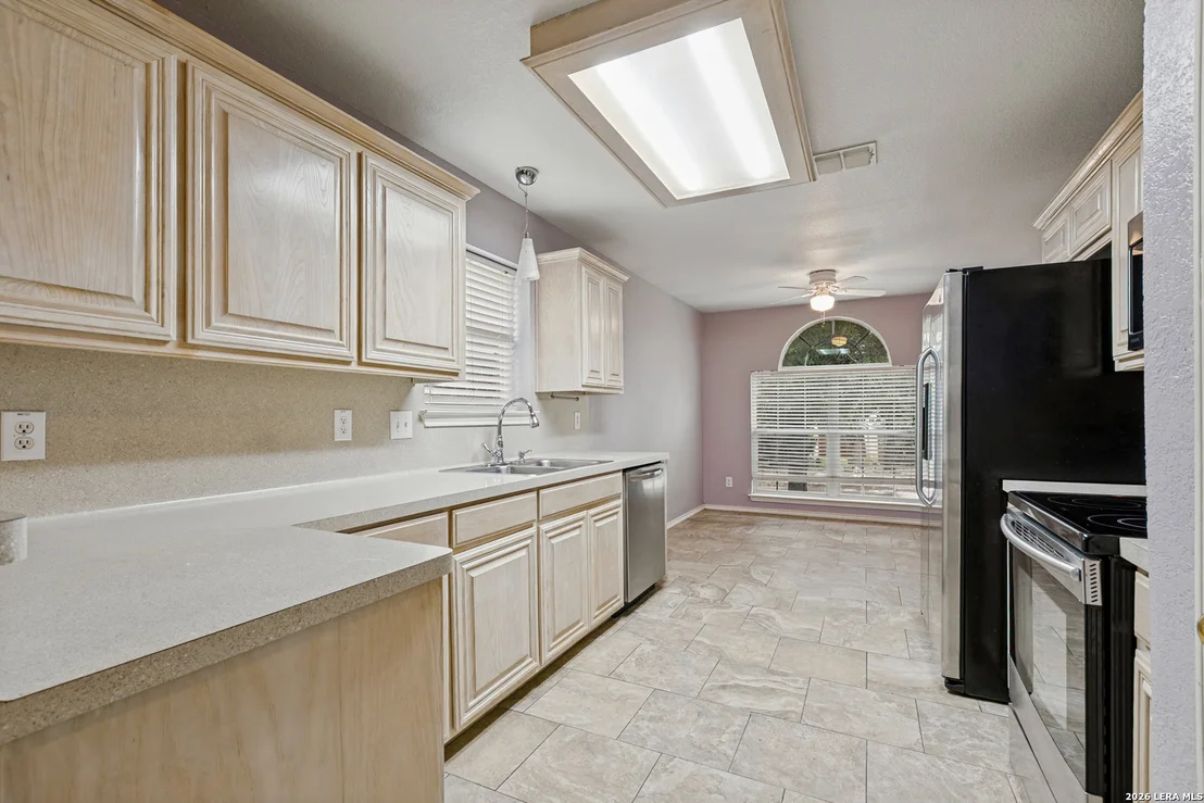Photo of 9651 EMERALD PL