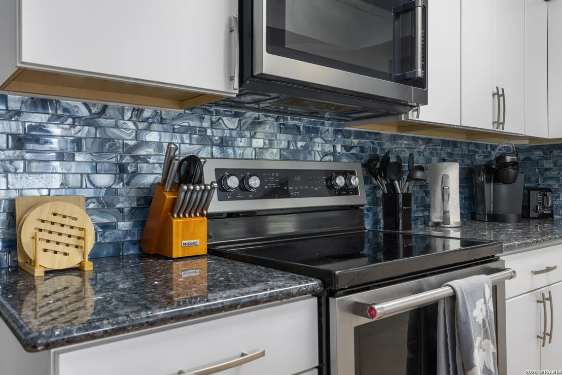 Photo of 10807 Mount Ida