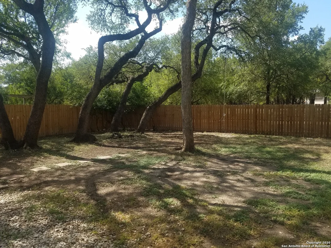 Photo of 261 SAMANTHA DR
