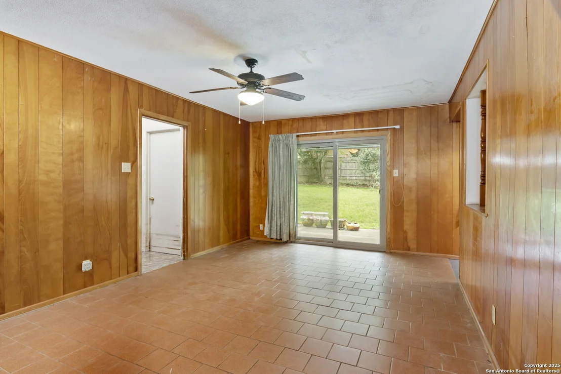 Photo of 606 Serenade