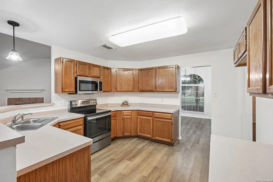 Photo of 1200 DOVE MDWS