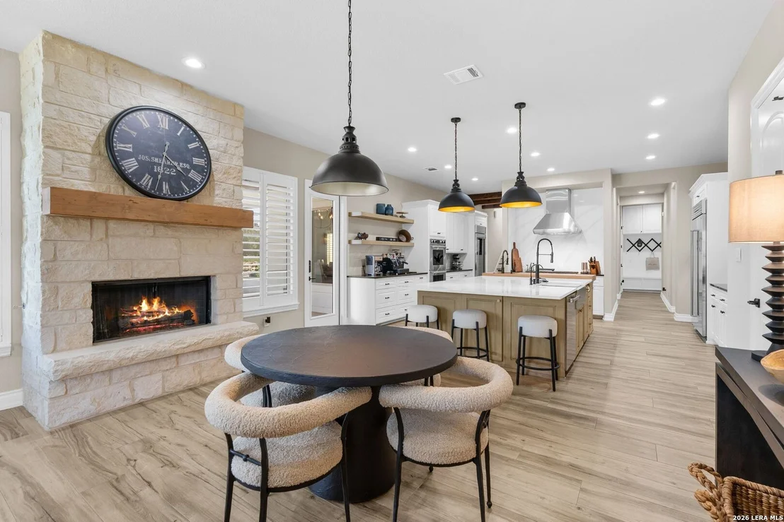 Photo of 192 RIVERWOOD