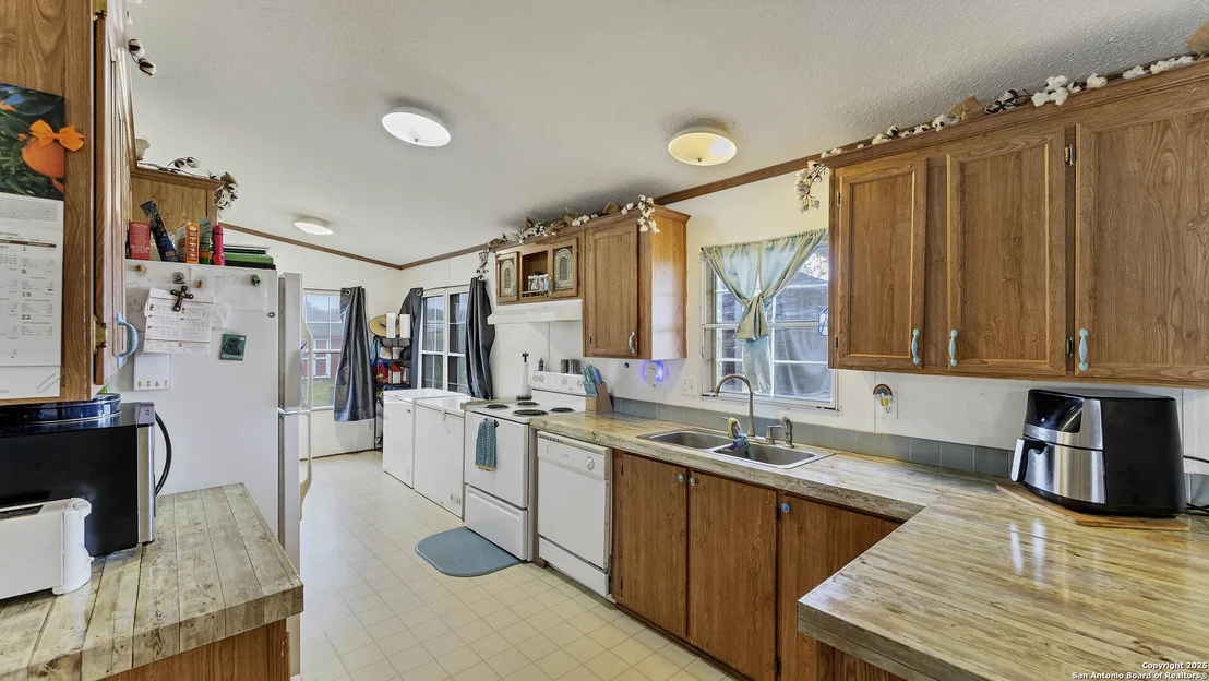 Photo of 108 Oak View