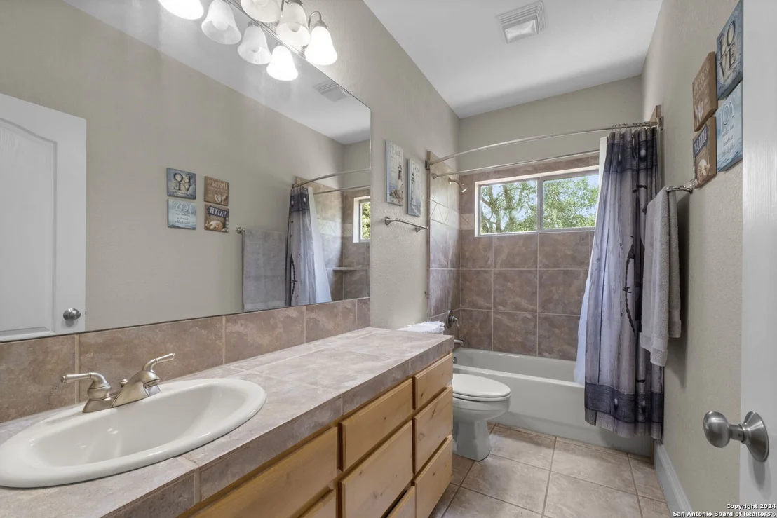 Photo of 215 COMAL RUN