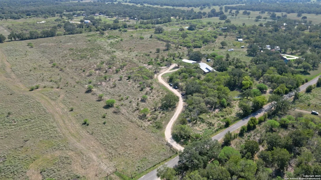 Photo of 475 JACKSON RD
