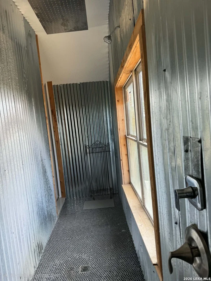 Photo of 21805 Senior Rd