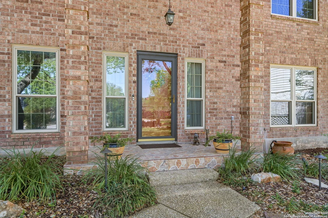 Photo of 2534 RIM OAK