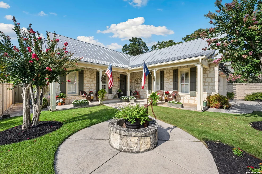 Photo of 109 Village Cir